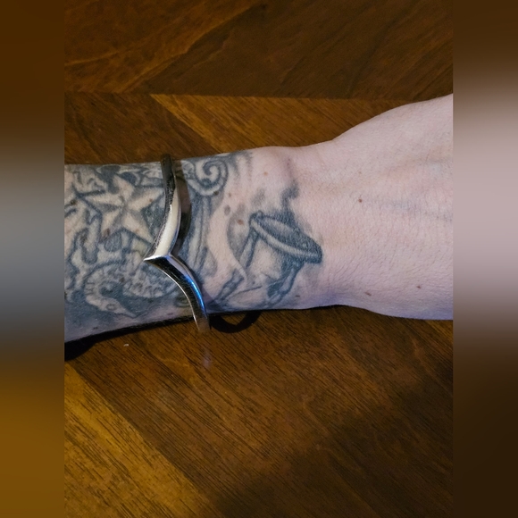 Wishbone Cuff Bracelet - Picture 2 of 4